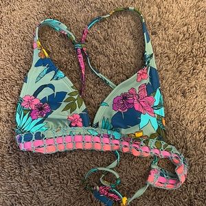 Tie back floral bikini top